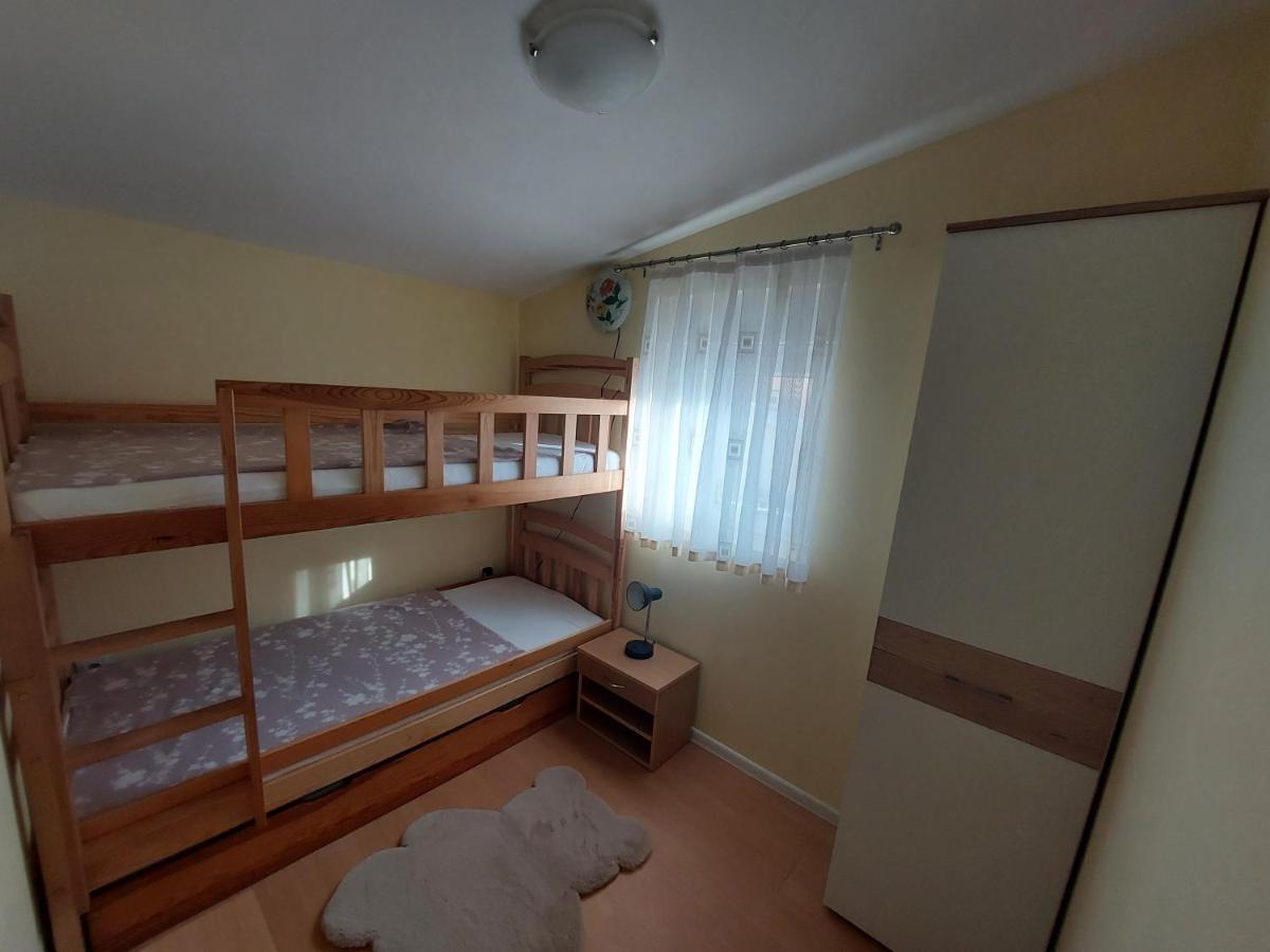 Apartmani Piskoric Vir Eksteriør billede